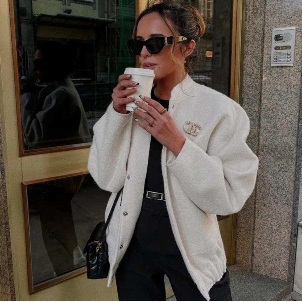 Zara Viral Oversized Bomber Jacket with Pockets Cream/Ecru Boucle - Picture 2 of 16
